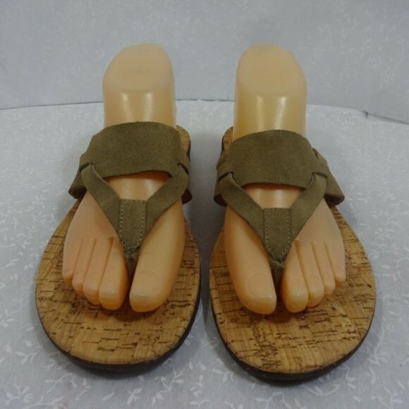 𝅺tara M Etta Womens Size 9 Brown Suede Slip On Flip Flop Thong Sandal - Picture 3 of 10